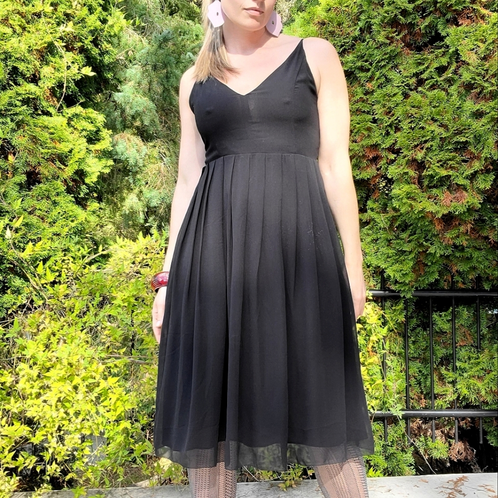 Wilfred Black Midi Dress - Picture 3 of 10